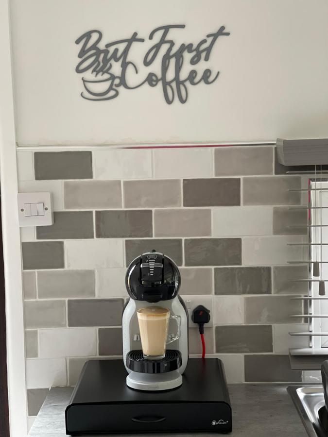 Lakeview Lodge, Builth Wells No Tradesmen Allowed エクステリア 写真